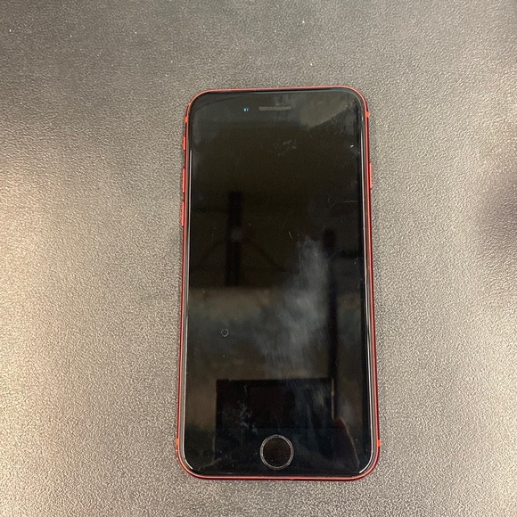 iPhone SE RED